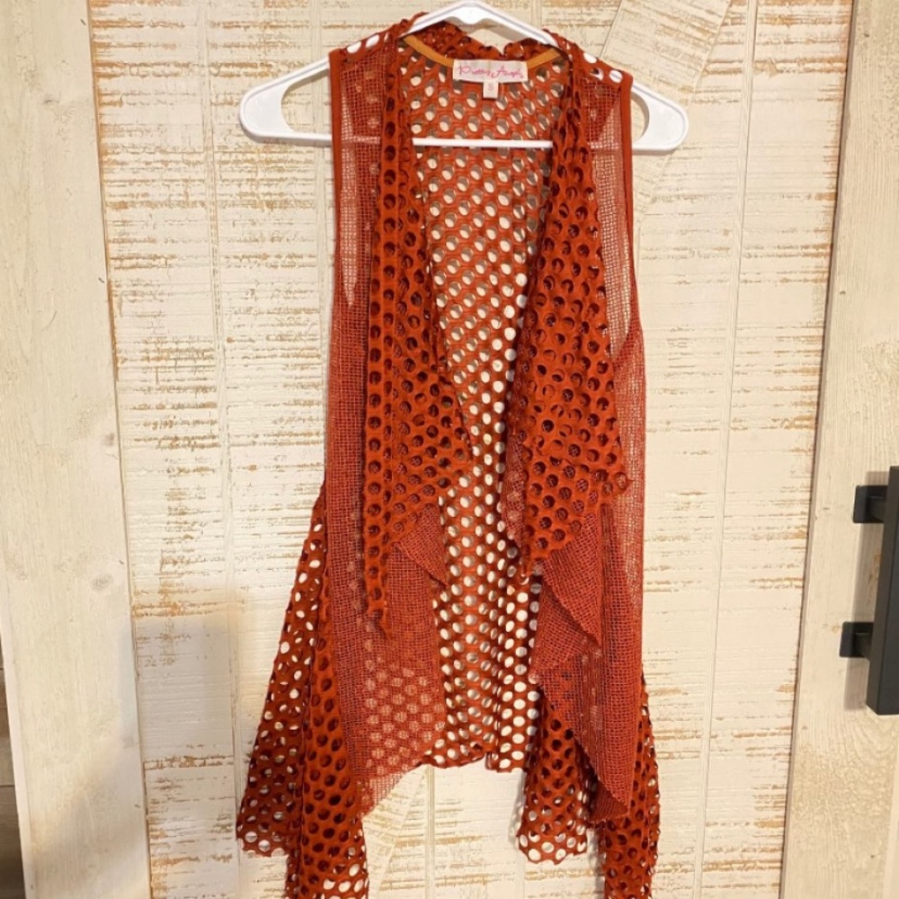 Lace vest